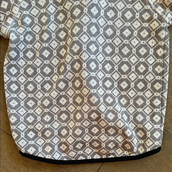 Reina Geometric Patterned Zip-Up Kids Sweater Jacket - Picture 6 of 10